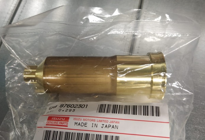 8976023011 8976023011 Стакан форсунки ISUZU — изображение 1