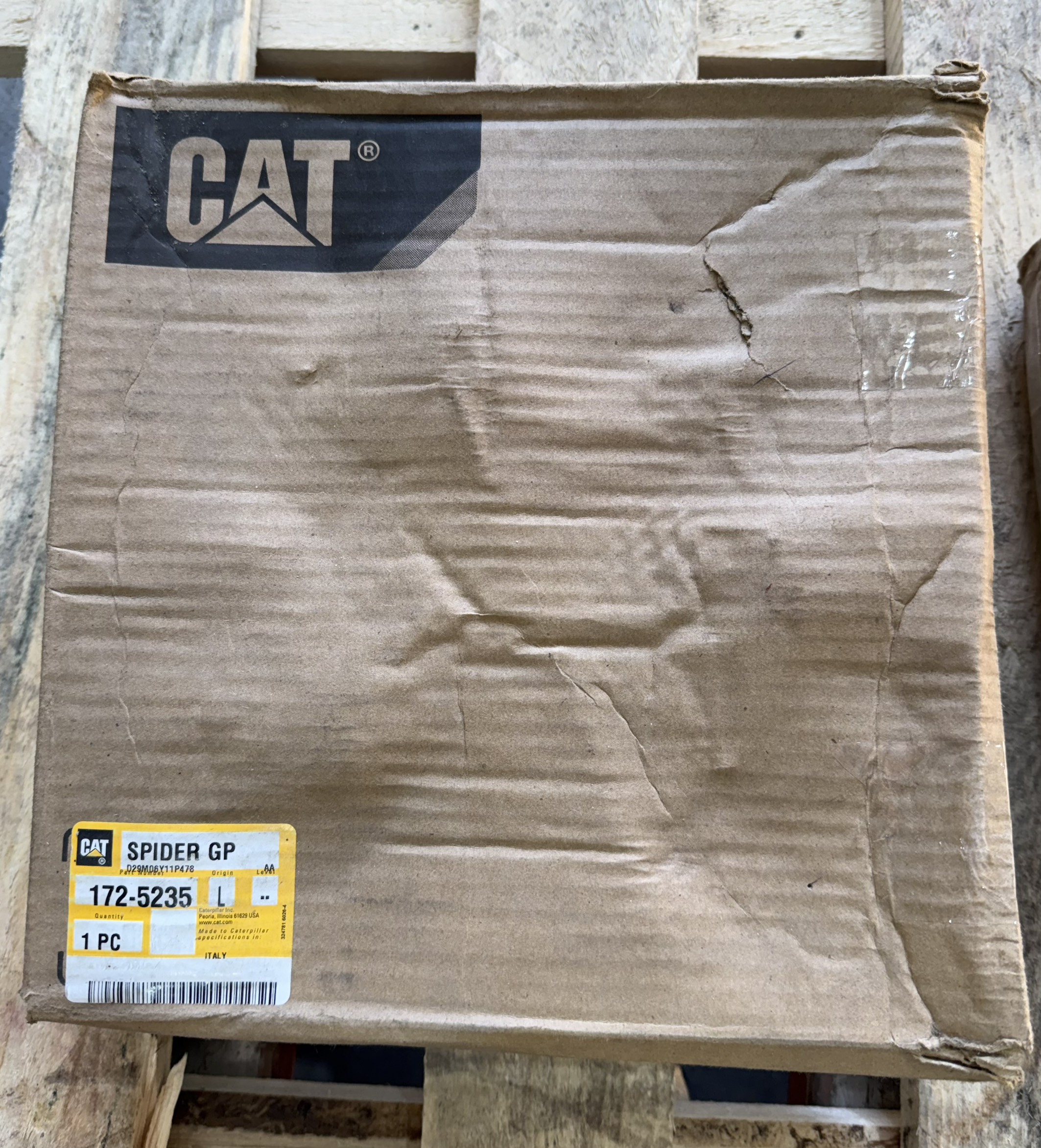 172-5235 1725235 Крестовина в сборе Caterpillar — изображение 1